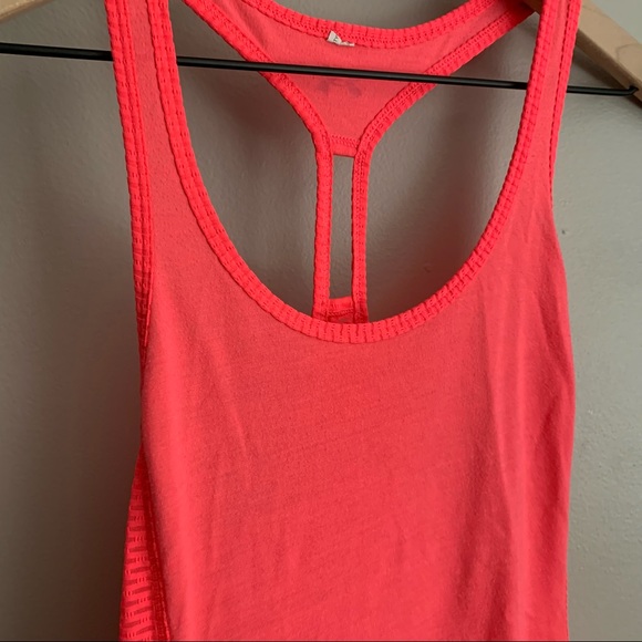 Under Armour Mesh Back Tank Top - Picture 3 of 4